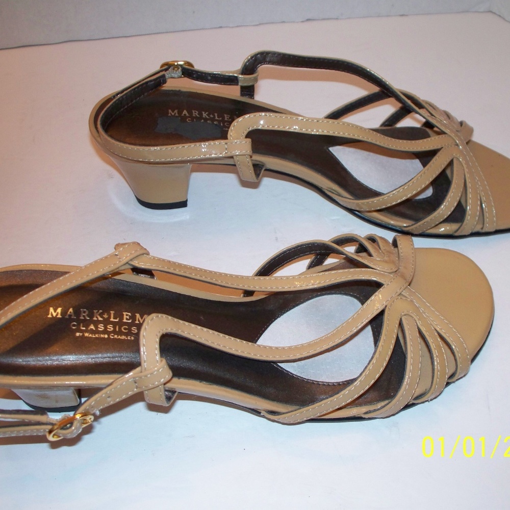 Mark Lemp Walking Cradles Leash Slingback 9W
